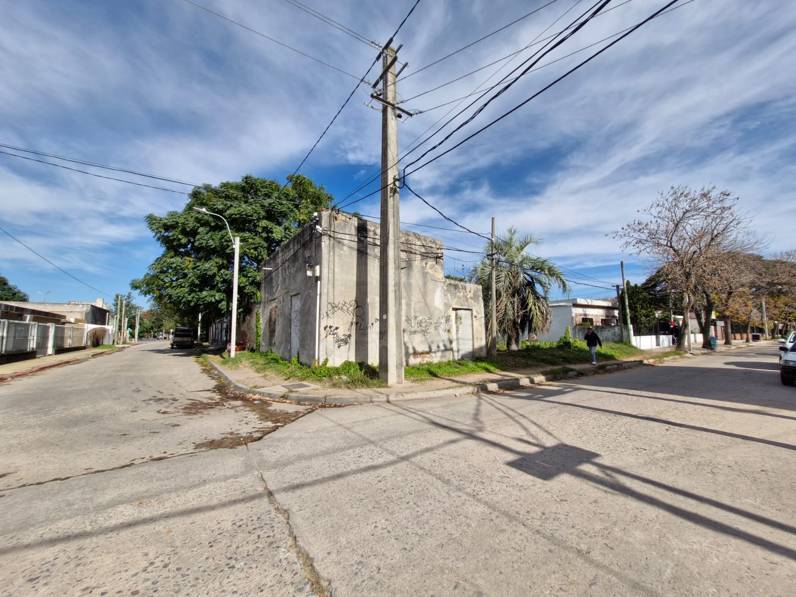 VENTA terreno con mejoras