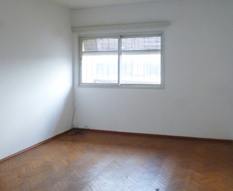 VENTA Apto en edificio sobre Avda Artigas 2 dorm