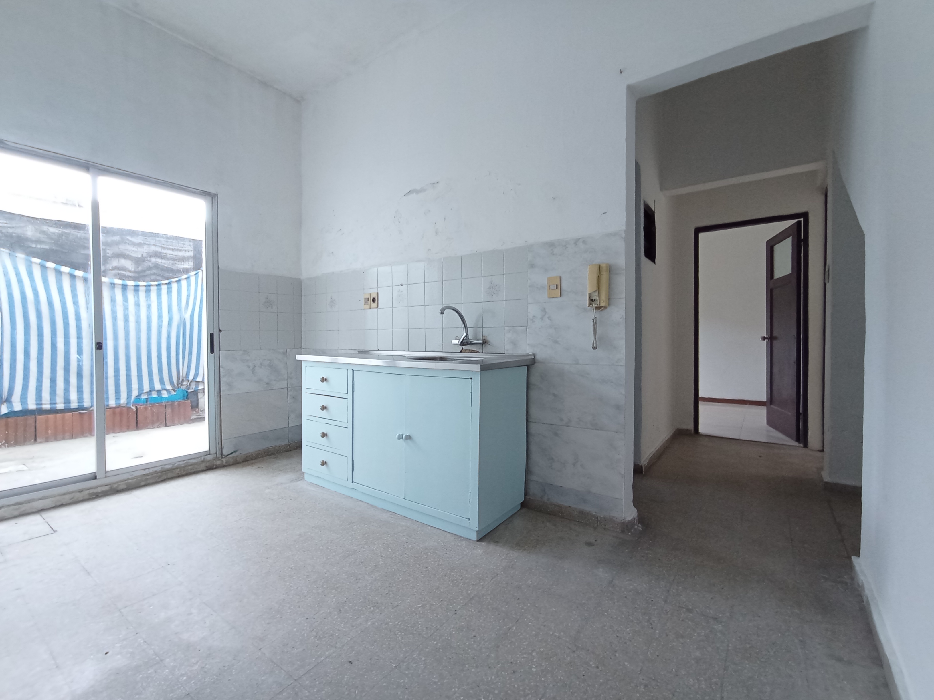 ALQUILER Apartamento pleno centro Pando de 2 dorm